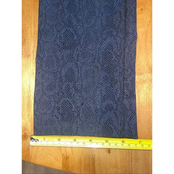 Margaret M Slimming Pant Pull On Black snake print Casual Career Womens Size M - Picture 3 of 8